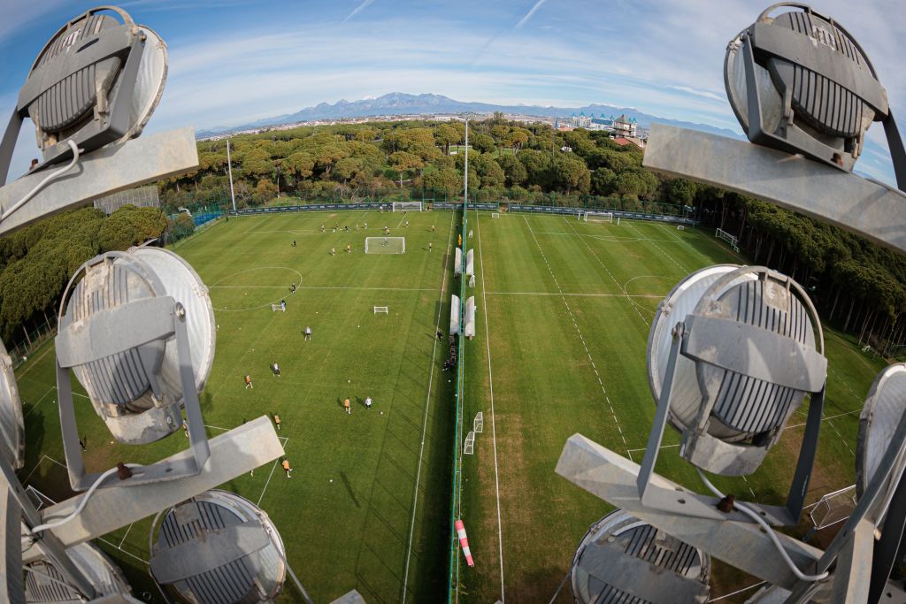 TMFC-94227.jpeg TMFC-94227.jpeg