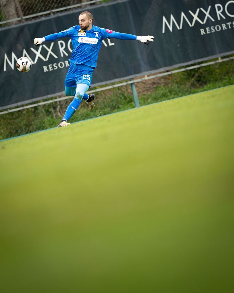 TMFC-91671.jpeg TMFC-91671.jpeg