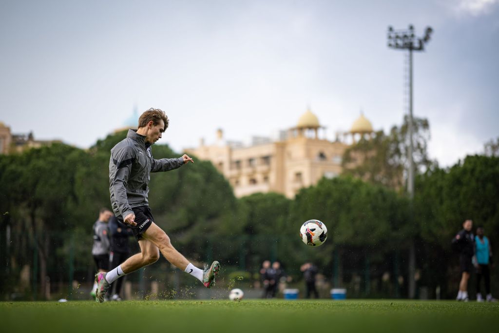 TMFC-94592.jpeg TMFC-94592.jpeg