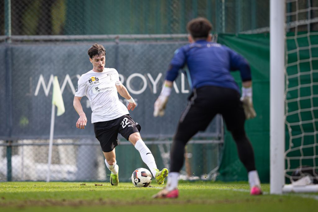 TMFC-94883.jpeg TMFC-94883.jpeg