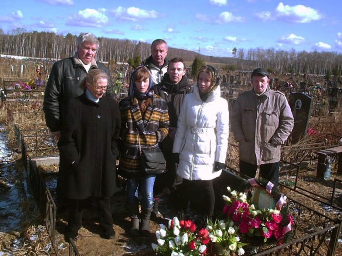Mogila140405 2