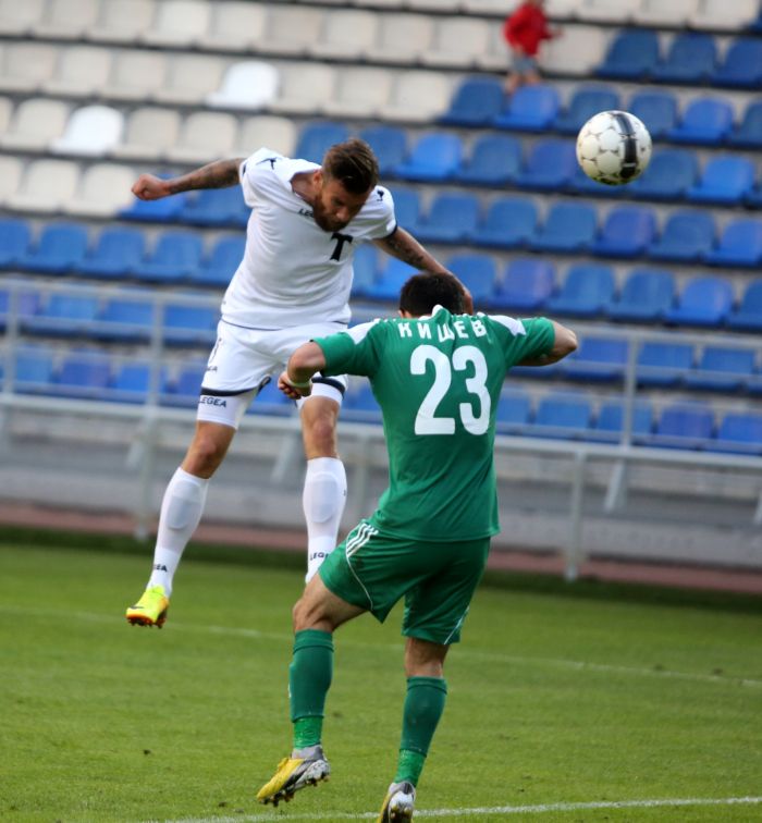 TM4-2Angusht120813 4